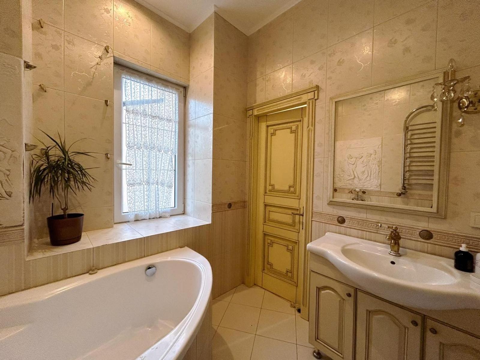 Goldenapartmentlviv Kültér fotó